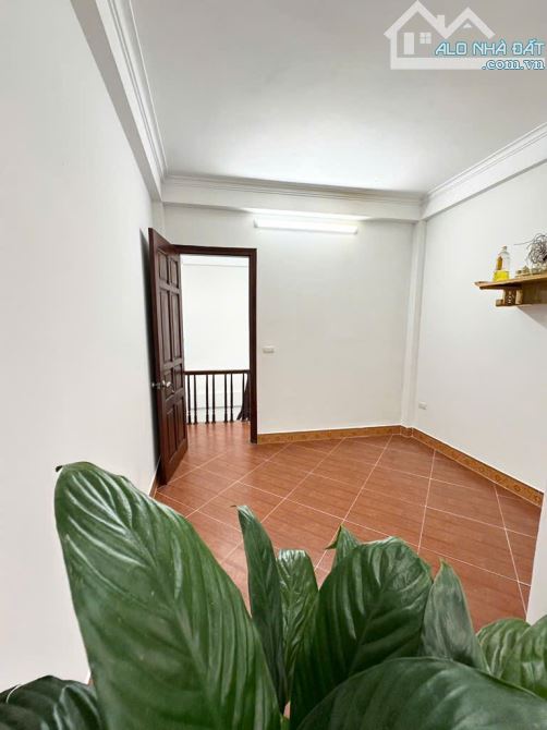 Bán nhà trung tâm Hoàng Mai 32m² – 5 tầng – Oto đỗ cửa – Nội thất mới – Giá 6.68 tỷ - 3