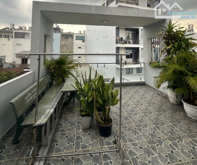 Nhà đẹp khu VIP, 6x10m, 5PN, Đường Ô Tô thông, Gần Công Viên Làng Hoa, Dưới 6 Tỉ - 3
