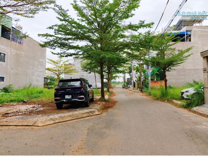 Đất xây nhà vườn,320m2,đường 12m, Đ.Nguyễn Bình - 3