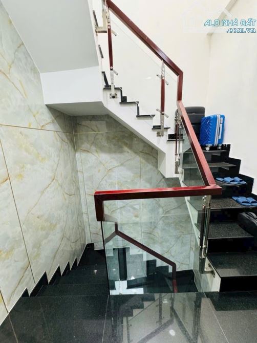 Ngang 6m, 30 ra mặt tiền Lê Văn Sỹ, Q3, nhà 4tầng (6 x 12.5)m, 7P ngủ, OTO vào nhà - 3