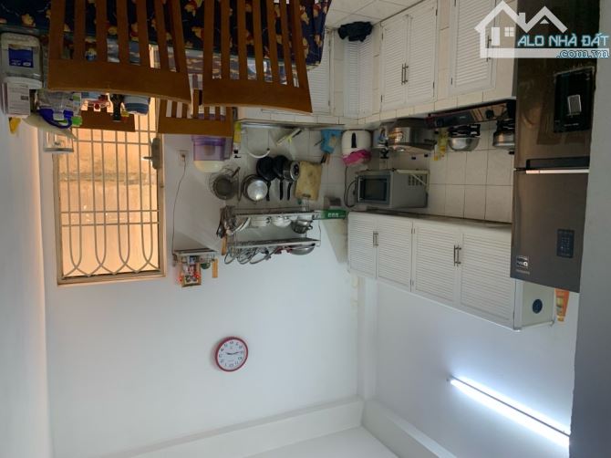 MẶT TIỀN KINH DOANH 12M CÓ LỀ - 3 TẦNG - 120M2 - 6M x 20M - GẦN CÔNG VIÊN LÀNG HOA - 3