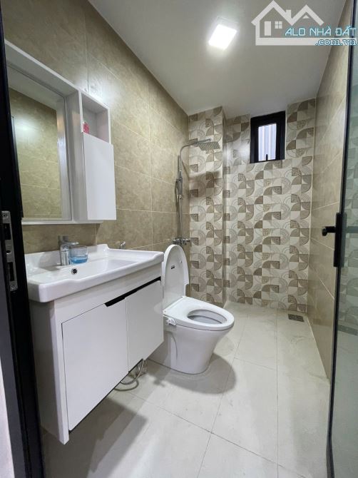 📌  Bán nhà 3 tầng Xây mới mặt tiền Đặng Huy Trứ , Tp Huế giá 5.35 tỷ - 3