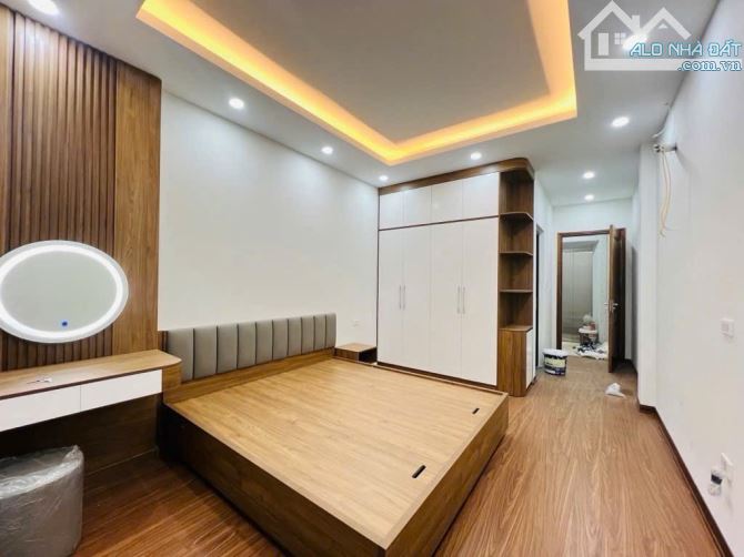 LÂU ĐÀI MINI quá đẹp 38m x 6 tầng phố Đức Giang - 3