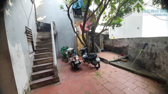Bán 80m2 đất tại Đức Giang, Long Biên - lô góc, khu dân cư, quy hoạch ổn định. Giá 7.2 tỷ - 3