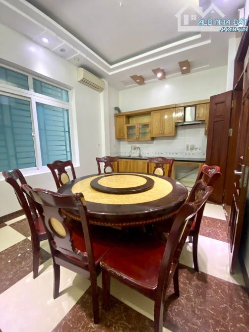 MẶT NGÕ TRẦN QUỐC HOÀN - 15M RA PHỐ - NGÕ ÔTÔ TRÁNH, KINH DOANH MỌI LOẠI HÌNH - GIÁ 19 TỶ - 3