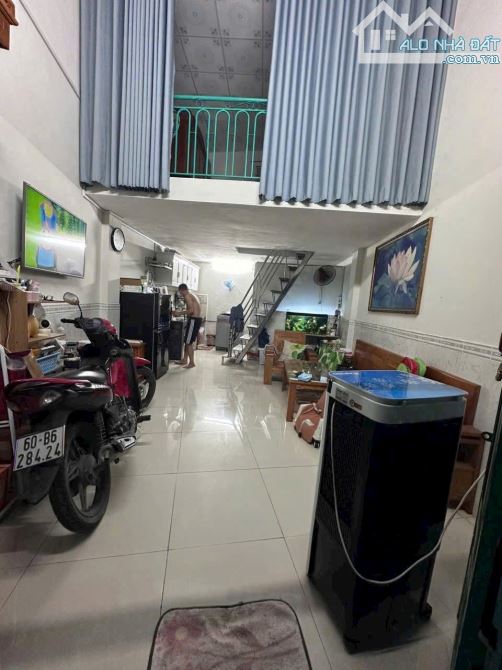 Bán đất tặng nhà cấp 4 củ góc 2 mặt tiền p. An Bình Biên Hòa Đồng Nai - 3