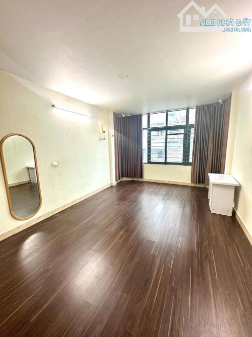 GOOD!! Nhà mặt phố , vỉa hè ,gần BV Bưu Điện chỉ 16x tỷ Trần Điền , Hoàng Mai HN - 3