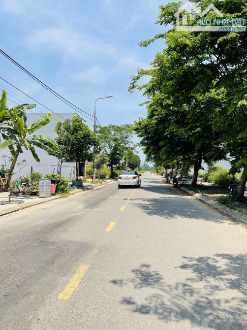 Chính chủ gởi bán đất đường 7,5m Lương Khắc Ninh   - Hòa Xuân - Hướng Nam,giá tốt . - 3