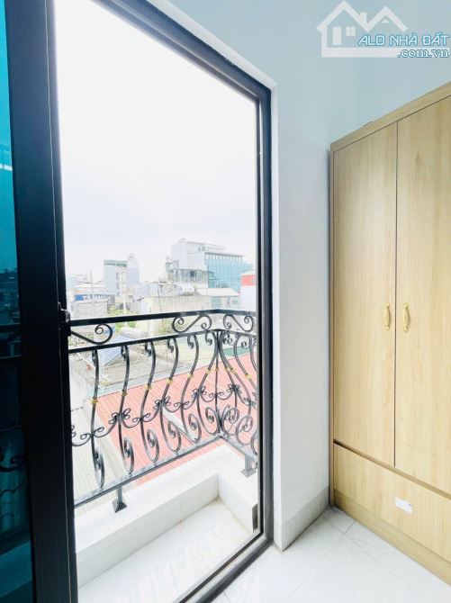 Cho Thuê CCMN 30 Trung Phụng Đống Đa 25m2 Gác Xép Ban Công Cửa Sổ Giặt Riêng Thang Máy - 3