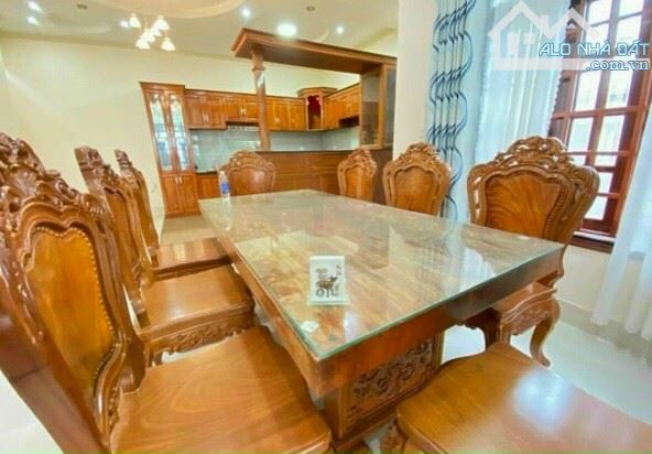 Giá 10,8 tỷ. Chuyển đổi nhà cần bán gấp biệt thự gần SNLH Bửu Long. 9,5x19m. Đường 12m. - 4