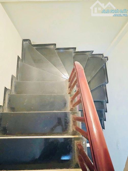 Bán Nhà Đê la Thành 40m 5 tầng mặt tiền 4,8m Giá 9,1 tỷ - 4