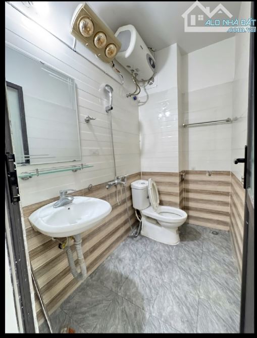 Trung tâm Hà Đông, phố Lụa Vạn Phúc. Lô góc 3 thoáng 35m2, 5 tầng, thang máy, nhỉnh 7 tỷ - 4