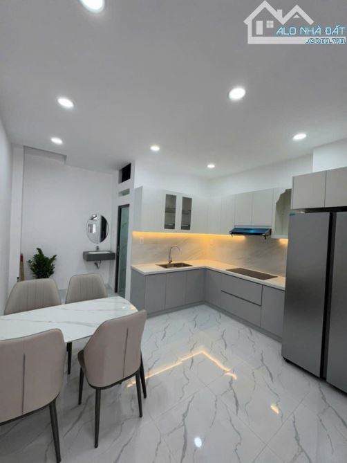 NHÀ MỚI ĐẸP GÒ VẤP ĐƯỜNG SỐ 1 P16 - HẺM XE HƠI THÔNG - GIÁ 6,65 TỶ - 4x11M - SHR - 4
