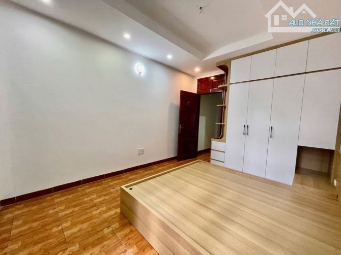 BÁN NHÀ DÂN XÂY PHỐ LỤA - VẠN PHÚC - HÀ ĐÔNG - DT 43m2 - 6.9T - 4