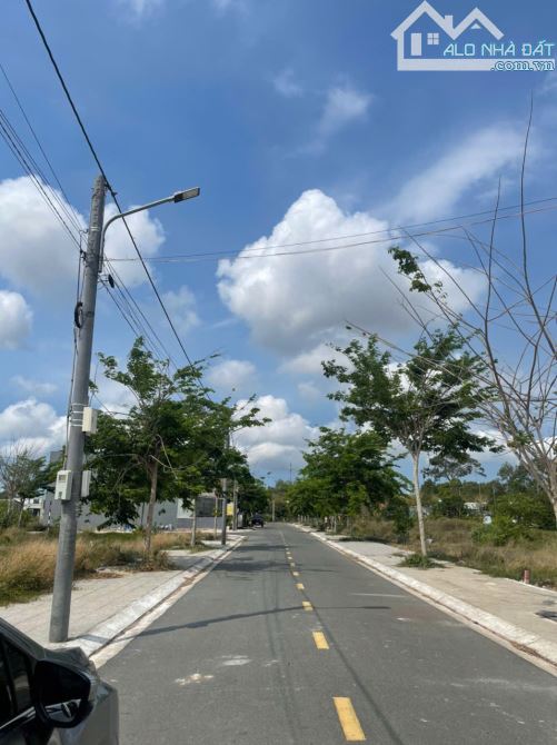 BÁN ĐẤT NGỘP – ĐƯỜNG NHỰA Ô BÀN CỜ – TAM PHƯỚC, LONG ĐIỀN Giá 1ty300 - 4