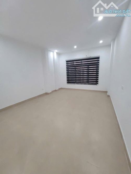 Chùa Bộc, hiếm nhà bán, ngõ thông, 10m ra ô tô, 36m2, chào 9 tỷ 650 - 4