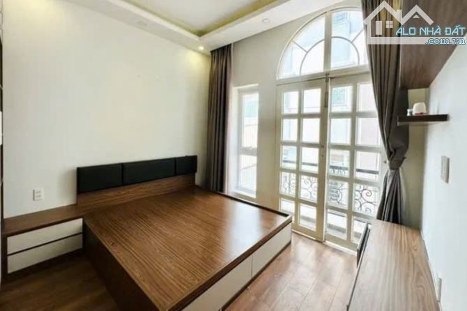 Hoa Đào, Phú Nhuận, bán nhà 3 tầng ở ngay, gần phố ẩm thực, sổ hồng riêng ! - 4