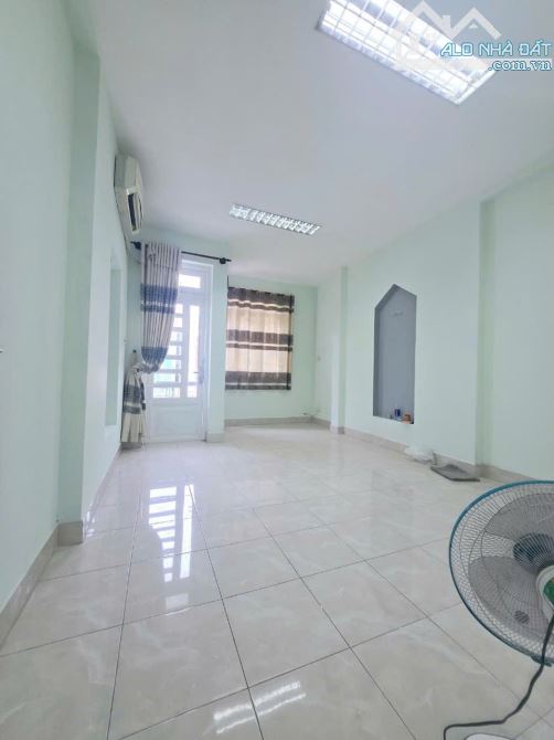 GẤP BÁN NHÀ QUẬN 9 MỚI ĐẸP 2TẦNG DT 60M NGAY CẦU ÔNG NHIÊU,HẺM XE HƠI,CHỈ 4.55TỶ TL - 4