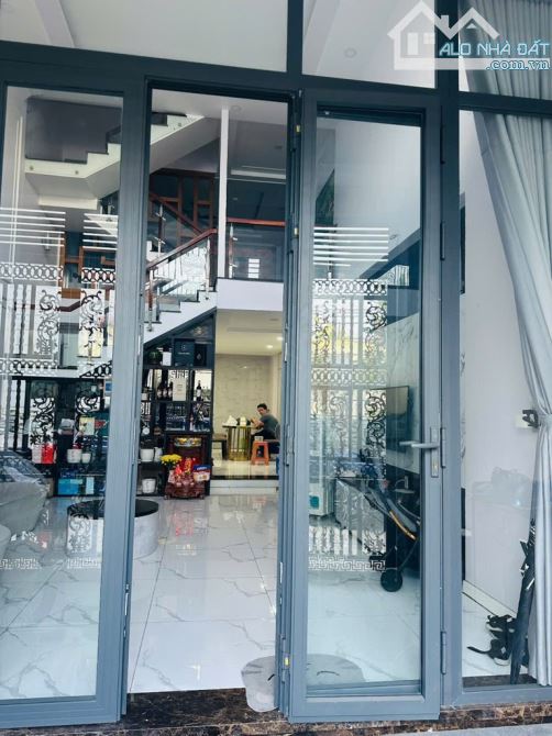 bán nhà Nguyễn Ảnh Thủ, HẺM XE HƠI 7 CHỖ VÀO NHÀ, Tân Chánh Hiệp, Q12, giá siêu rẻ - 4