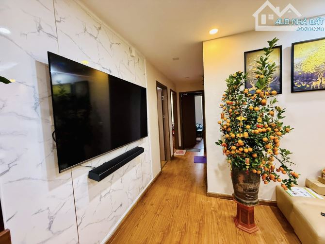 Cần bán căn hộ chung cư cao cấp AZSKY KĐT Định Công. DT 80M2. Giá 5 tỷ. - 4