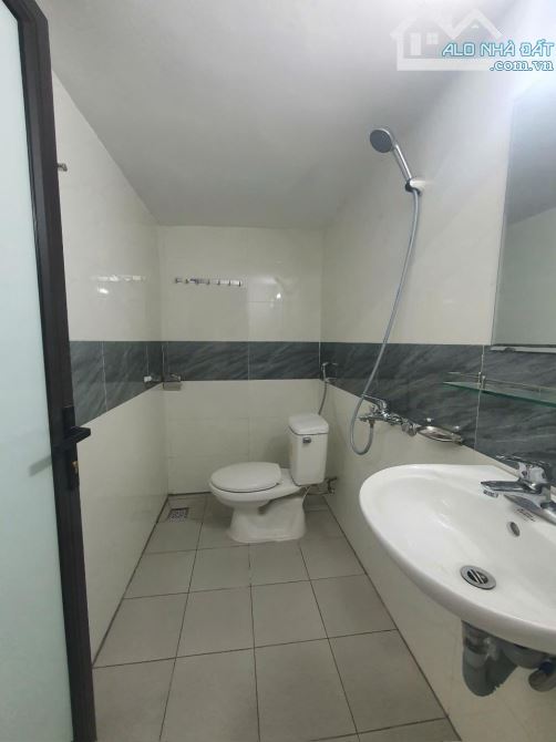 BÁN NHÀ CCMN- PHÁO ĐÀI LÁNG-7 TẦNG THANG MÁY-6 PHÒNG KÉP KÍN,FULL NỘI THẤT - 4