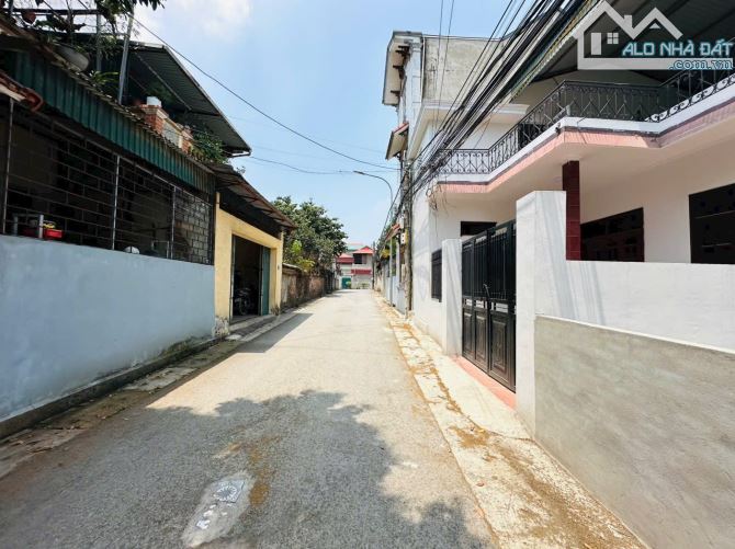 BÁN GẤP LÔ ĐẤT SẴN NHÀ 2 TẦNG KIÊN CỐ CÓ DT 135m2 FULL THỔ CƯ BÁM ĐƯỜNG NHỰA - 4
