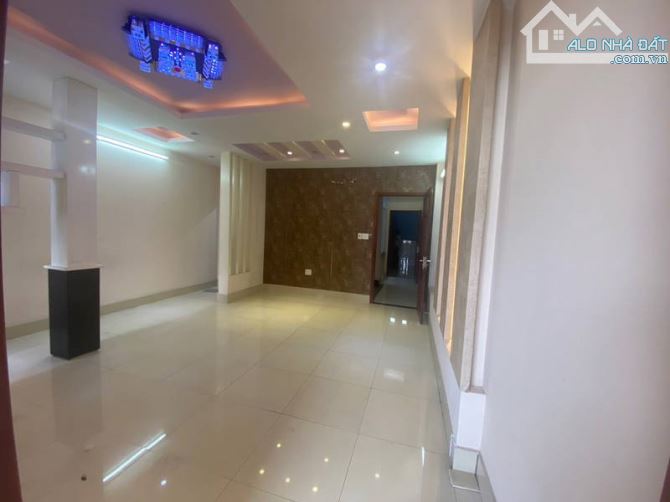 ( Tân Bình) hẻm xe hơi Trần văn quang - Âu Cơ - 90m2. 4 tầng 10.9 tỷ - 4