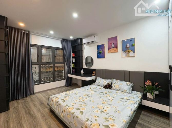 Hiếm của hiếm, chỉ 7,2 tỷ có nhà 6T thang máy Tăng Thiết Giáp, 10m ra ô tô - 5