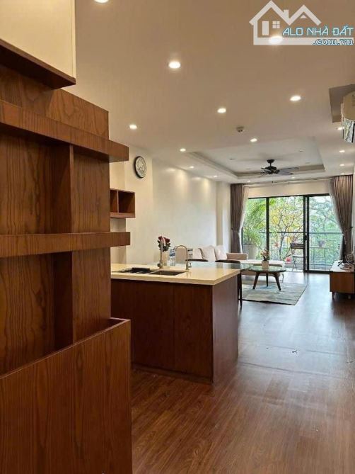 PHỐ ĐI BỘ TRỊNH CÔNG SƠN - GÀ ĐẺ TRỨNG VÀNG KHU VỰC TOÀN TÂY SINH SỐNG - 5