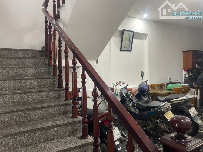 NHÀ NGHỈ 5T DÒNG TIỀN 50TR/THÁNG ĐƯỜNG BÀU NĂNG 5 DT 85M2 NGANG 5M CHỈ 9.5 TỶ - 5