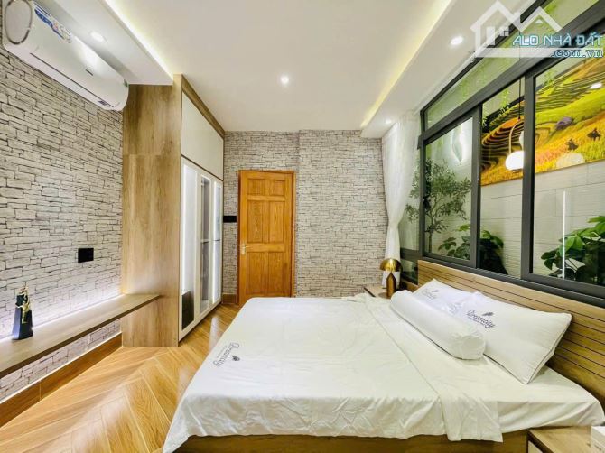 Chủ định cư nước ngoài bán gấp! Nguyễn Văn Khối, P8, Q.Gò Vấp. Giá 3tỷ280tr. DT: 80m2. SHR - 5