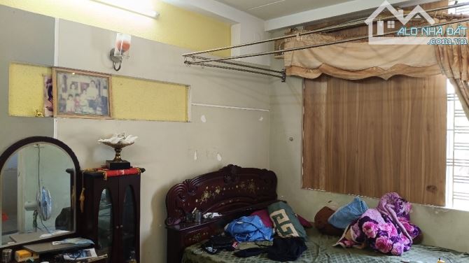 NHÀ 3 TẦNG ĐẸP, Mặt Tiền Đường TRẦN VĂN ƠN Bên Cạnh BẾN XE-DT 90M2- CHỈ HƠN 5 Tỷ - 5