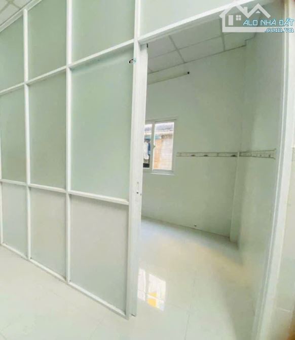 Cho thuê nhà 41m2 HẺM THÔNG, SÁT MẶT TIỀN, CÓ SÂN ĐẬU XE, Ngô Gia Tự, Phường 2, Quận 10 - 5