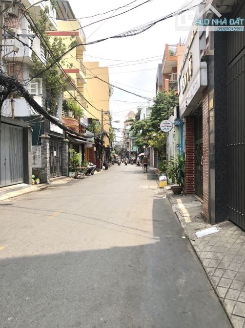 NHÀ ĐẸP 65M² VUÔNG VỨC, CẠNH CƯ XÁ BẮC HẢI, 3 TẦNG KIÊN CỐ, GIÁ 8.6T - 5
