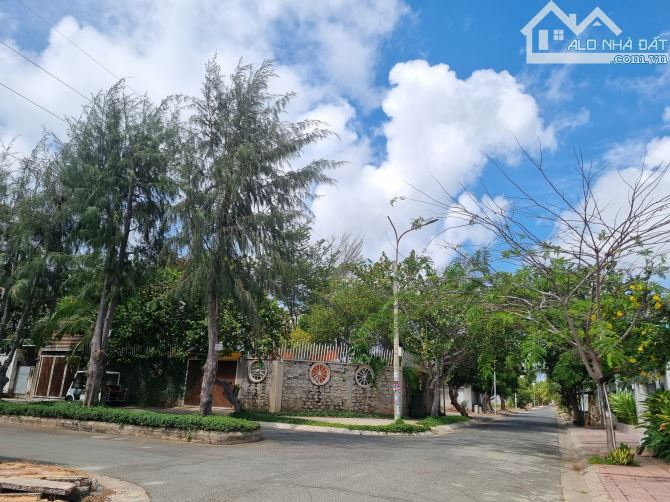 LÔ ĐẤT BIỆT THỰ GÓC 2MT KHU THANH BÌNH- RESORT LONG CUNG- TP.VT- S=322m2=15x22,5m- 29 TỶ - 5