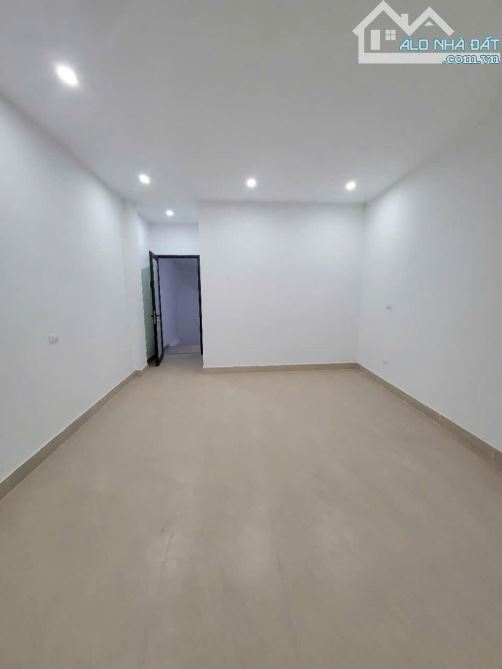 Chùa Bộc, hiếm nhà bán, ngõ thông, 10m ra ô tô, 36m2, chào 9 tỷ 650 - 5