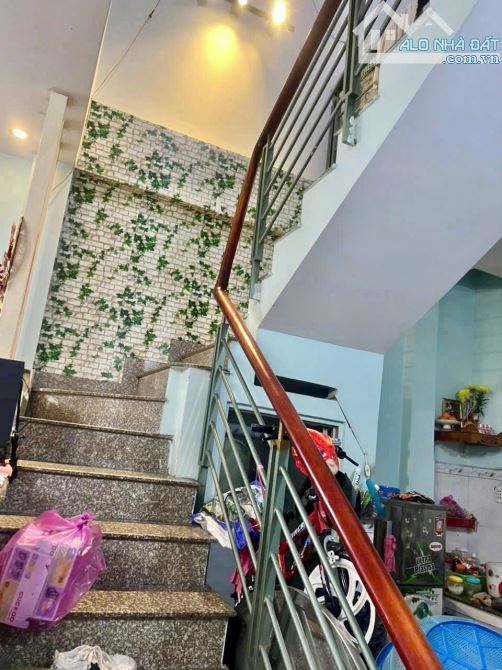 ✨ 1 TRỆT 1 LẦU (gồm: 2PN, 2WC), HẺM XE HƠI, DIỆN TÍCH: 43M2 (Ngang 4M x Dài 11M) - 3,9 TỶ - 5