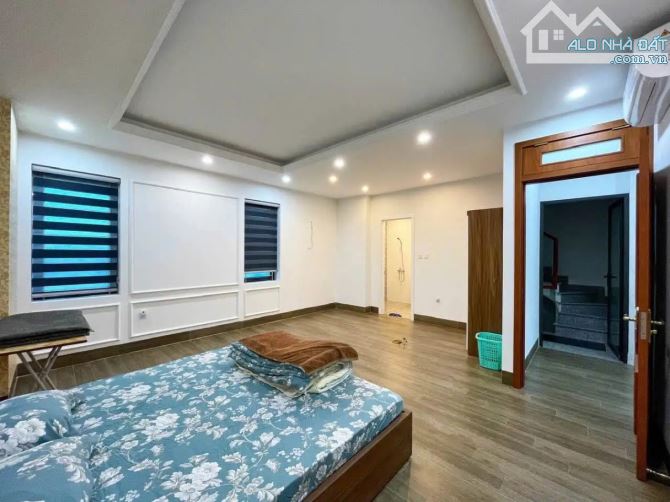 Bán nhà phân lô Lê Hồng Phong sau siêu thị Go, dt 80m2,  6 tầng thang máy nội thất cao cấp - 6