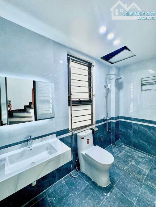 Căn Nhà Siêu Phẩm Ngay HXH Trần Bình Trọng, Bình Thạnh 57.2m2 SHR 1T3L4PN Giá chỉ 2,59 Tỷ - 6