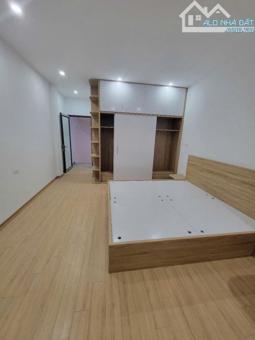 Chùa Bộc, hiếm nhà bán, ngõ thông, 10m ra ô tô, 36m2, chào 9 tỷ 650 - 6