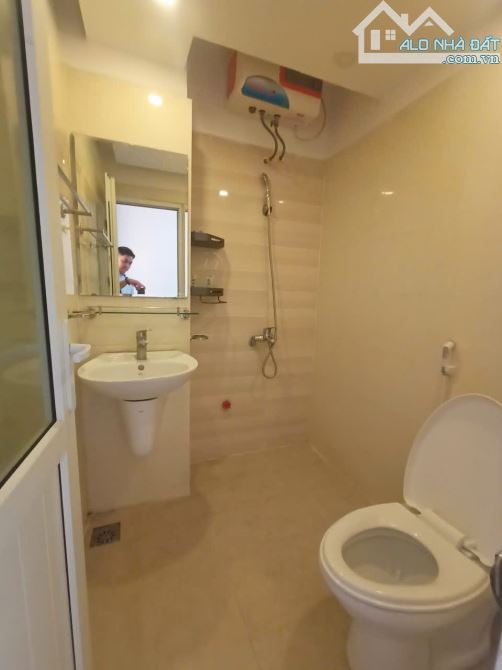Chỉ còn căn duy nhất 30m2 5 tầng full nội thất Nguyễn Chính - Tân Mai chỉ 5.75 tỷ - 7