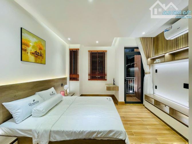 Chủ định cư nước ngoài bán gấp! Nguyễn Văn Khối, P8, Q.Gò Vấp. Giá 3tỷ280tr. DT: 80m2. SHR - 7