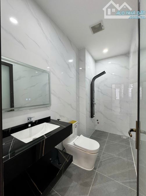 BÁN NHÀ ĐƯỜNG SỐ 10 KDC NAM LONG 1T2L 3 PHÒNG NGỦ GIÁ 5.990 tỷ - 7