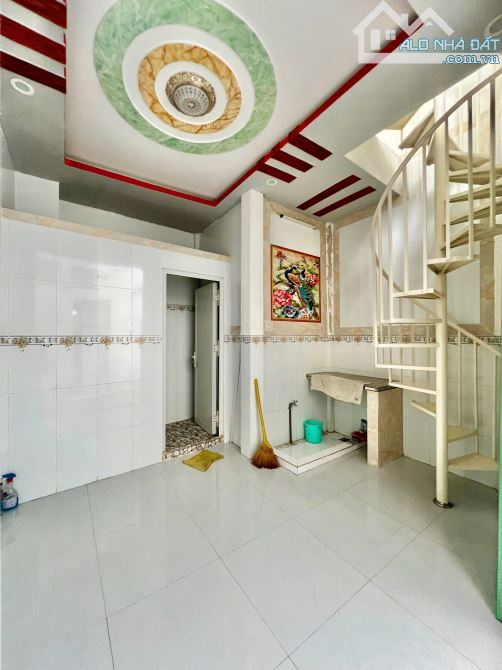 🏡 Nhà 1 trệt 2 lầu ngay trung tâm Cần Thơ - Giá tốt! 890 triệu thương lượng - 7
