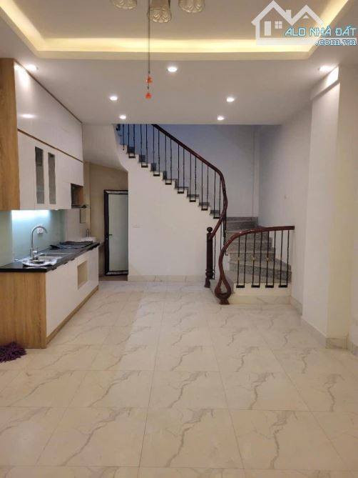 Chùa Bộc, hiếm nhà bán, ngõ thông, 10m ra ô tô, 36m2, chào 9 tỷ 650 - 7