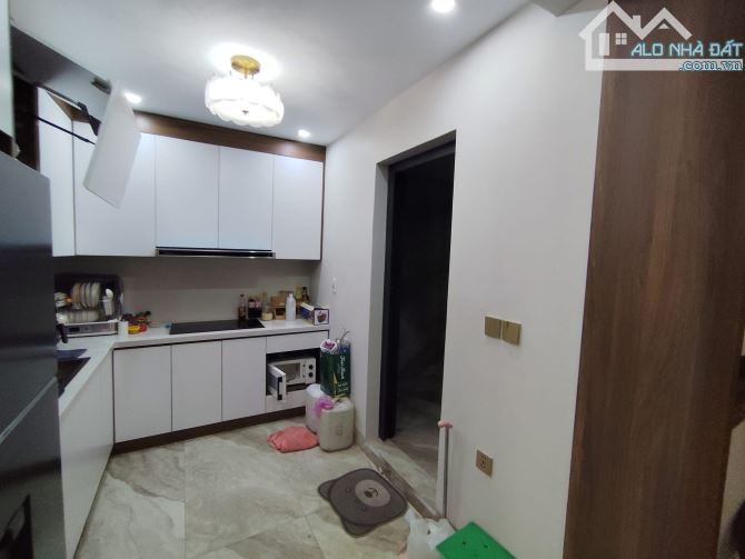 Bán căn chung cư Nam Trung Yên, 2 ngủ, thiết kế đẹp, ban công thoáng, nội thất xịn - 7