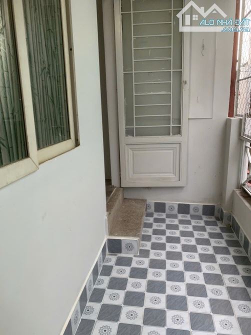Bán nhà 60,2m2 hẻm 1 sẹc đừong Đặng Nhữ Lâm ngay kho B - 8