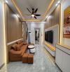 Bán Nhà Phố Đại La 40m 5tầng Thang Máy - Gần Phố