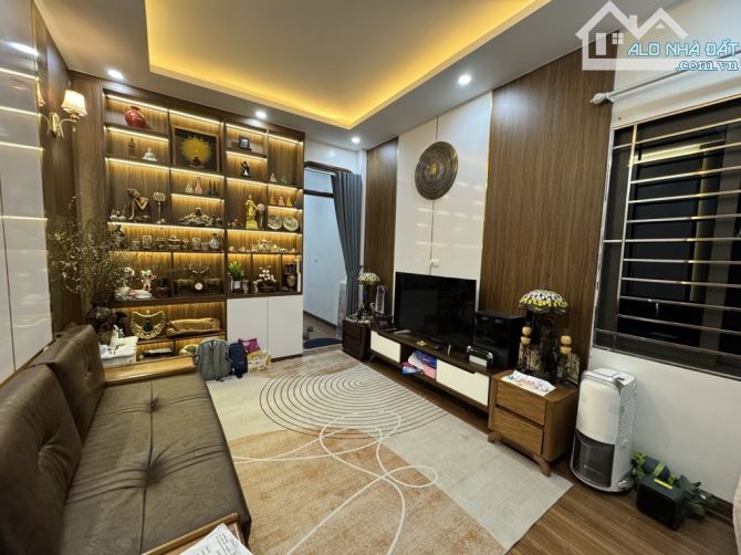 Bán Nhà đẹp mới Ô Tô qua Nhà. phố Lê Quang Đạo.50m² 4tang– Giá 9tyxx