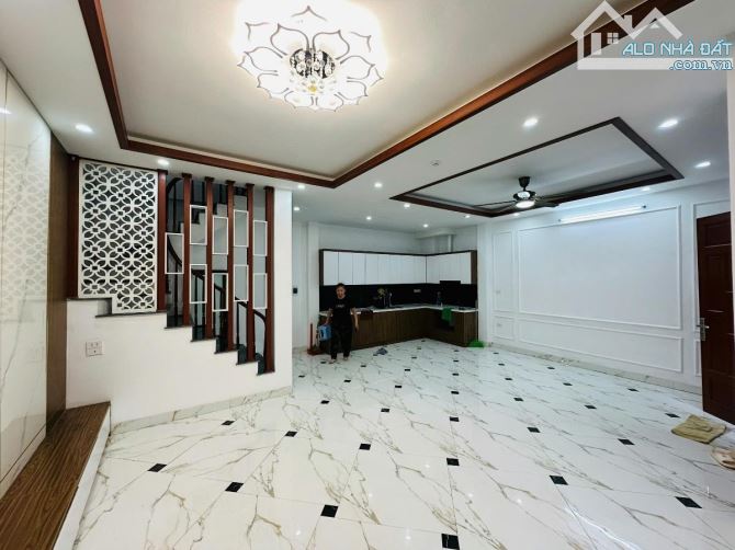 🏡 NGUYỄN ĐỔNG CHI – NHÀ DÂN XÂY 5 TẦNG – 40M² – NGÕ NÔNG GẦN PHỐ – 6.9 TỶ